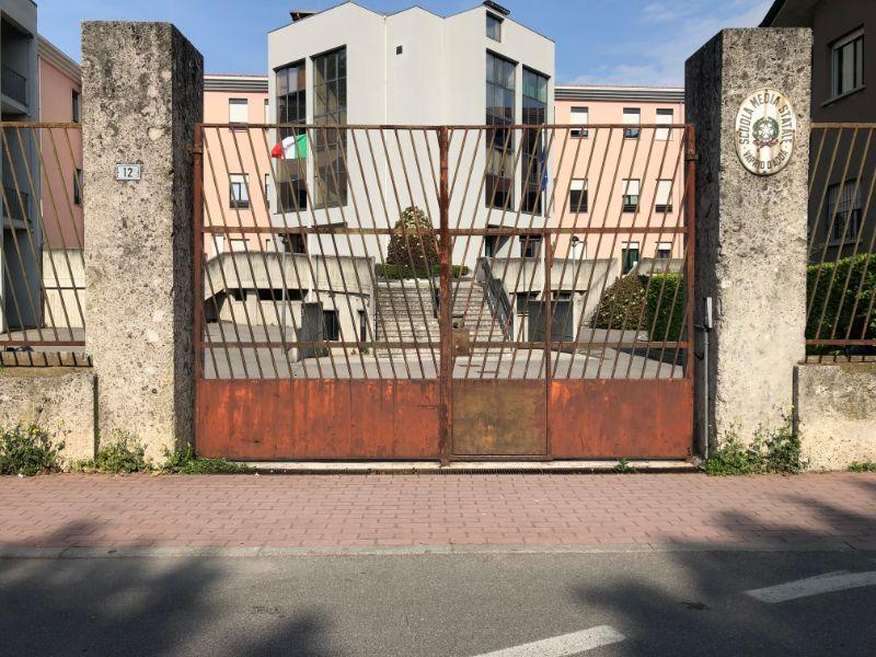 Secondaria di Primo Grado “A. Diaz”, Vaprio d’AddaGli ingressi